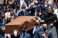 Coffin bearers accompany Raffaella Carra's coffin outside the basilica of Santa Maria in Ara Coeli at the end of her funeral in Rome, Italy, 09 July 2021. ANSA/ANGELO CARCONI
