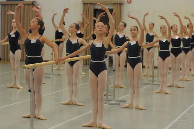 A Fondo la scuola di danza con 1.100 giovani allievi - Non e Sole - Trentino