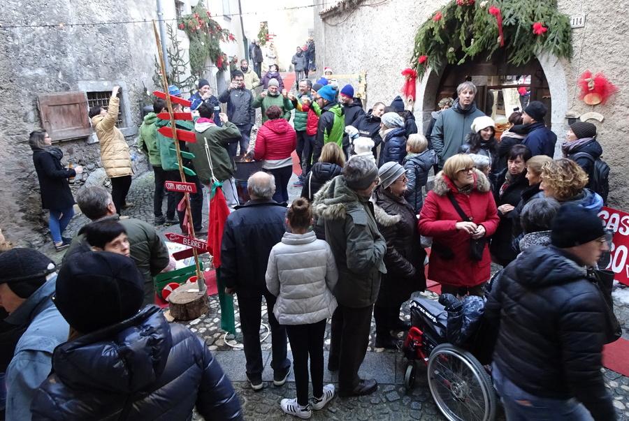 Cimego, in 10mila ai Mercatini di Natale - Trento - Trentino