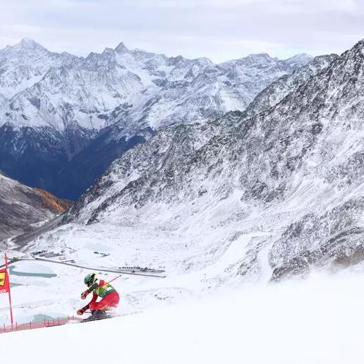 La stagione dello sci riparte da Sölden aspettando Brignone e Goggia